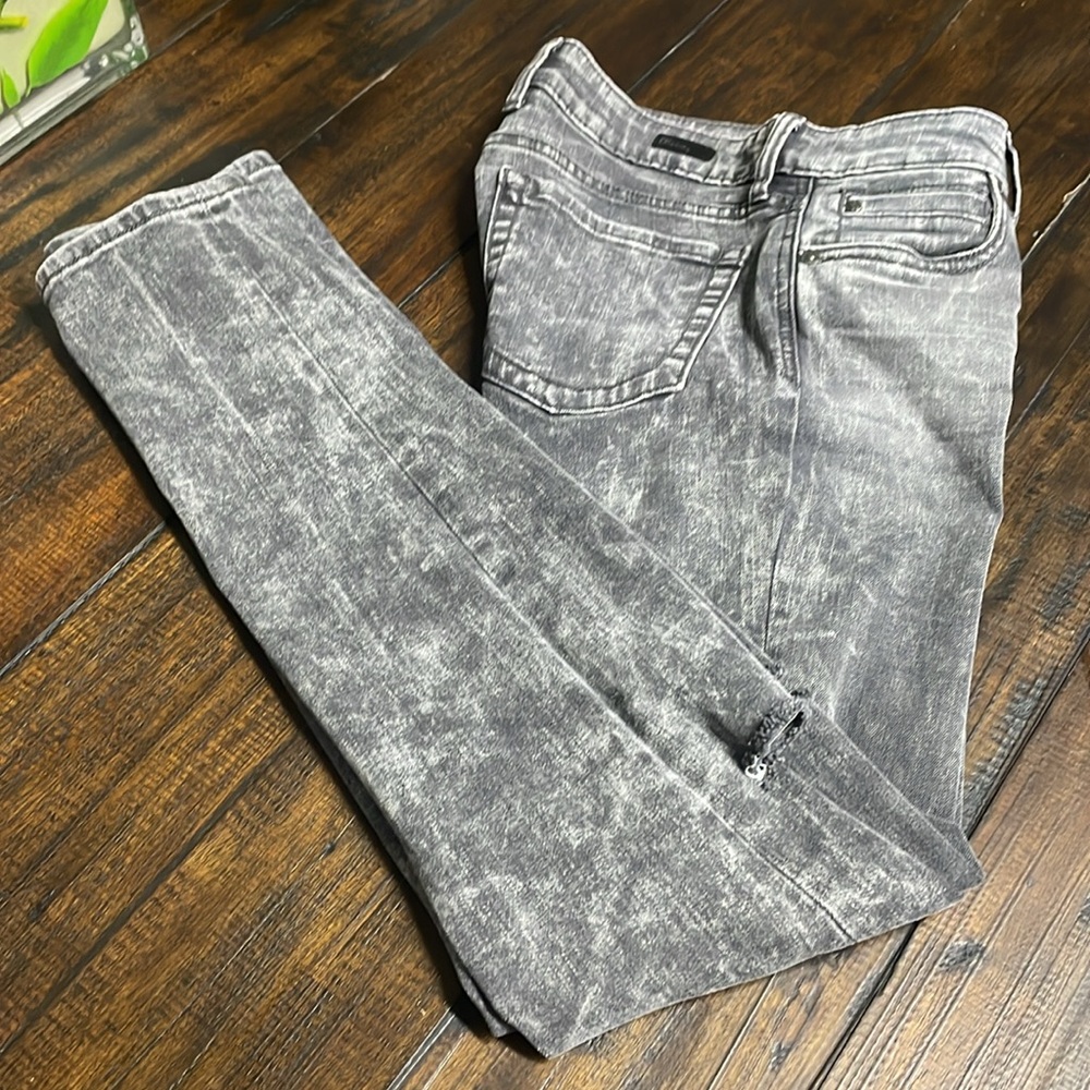 Kut from the Kloth DIANA Gray Faded Distressed Skinny Jeans